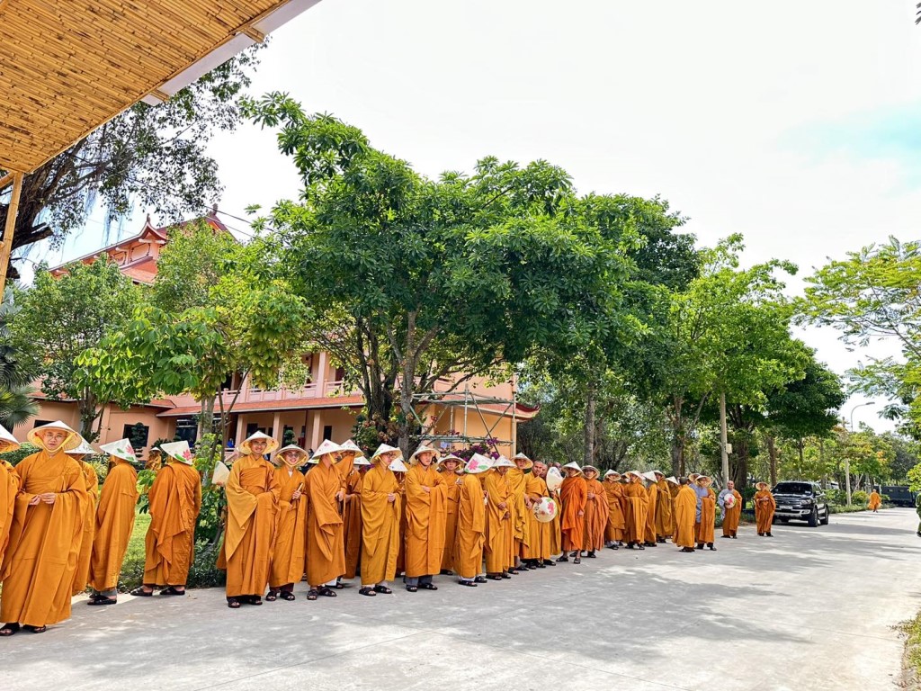 hocvienphatgiaovietnam_xaloiphat _vesak20253.jpg